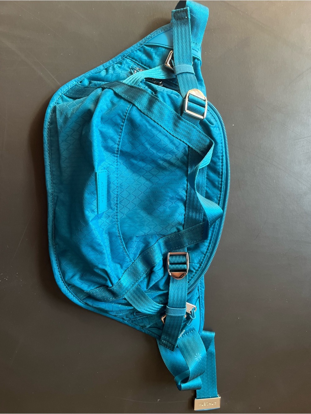 Athleta Excursion Waist Bag - Picture 2 of 3